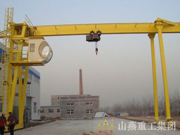 龍門(mén)起重機(jī)有哪些類(lèi)型？主要用途和特征是什么？